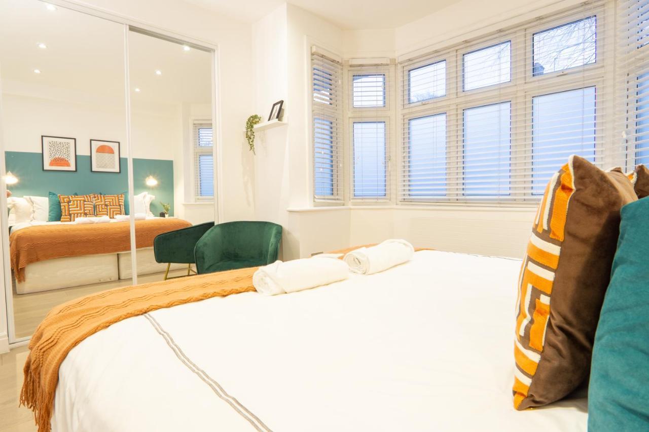 A Beautiful One Bedroom Flat With Garden & Parking ميل هيل المظهر الخارجي الصورة